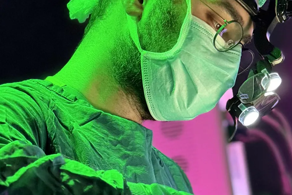 Op. Dr. Sina KaderiReklam Performans Yönetimi